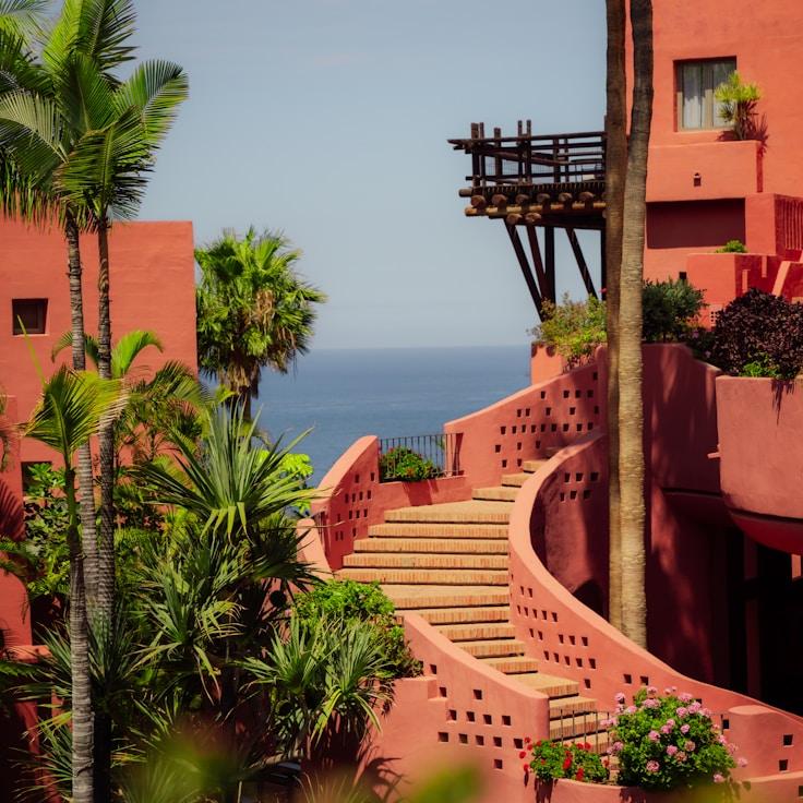 Outdoor terrace seating suitable for families in Sunnyvale